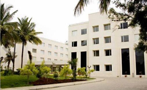 Evoma Hotel Bangalore Exterior photo