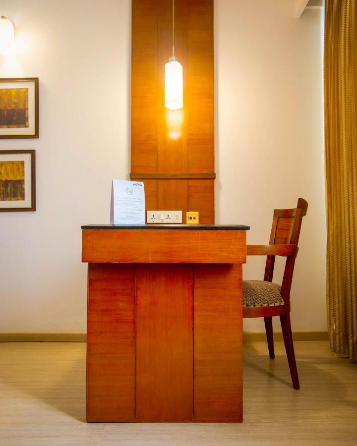 Evoma Hotel Bangalore Exterior photo